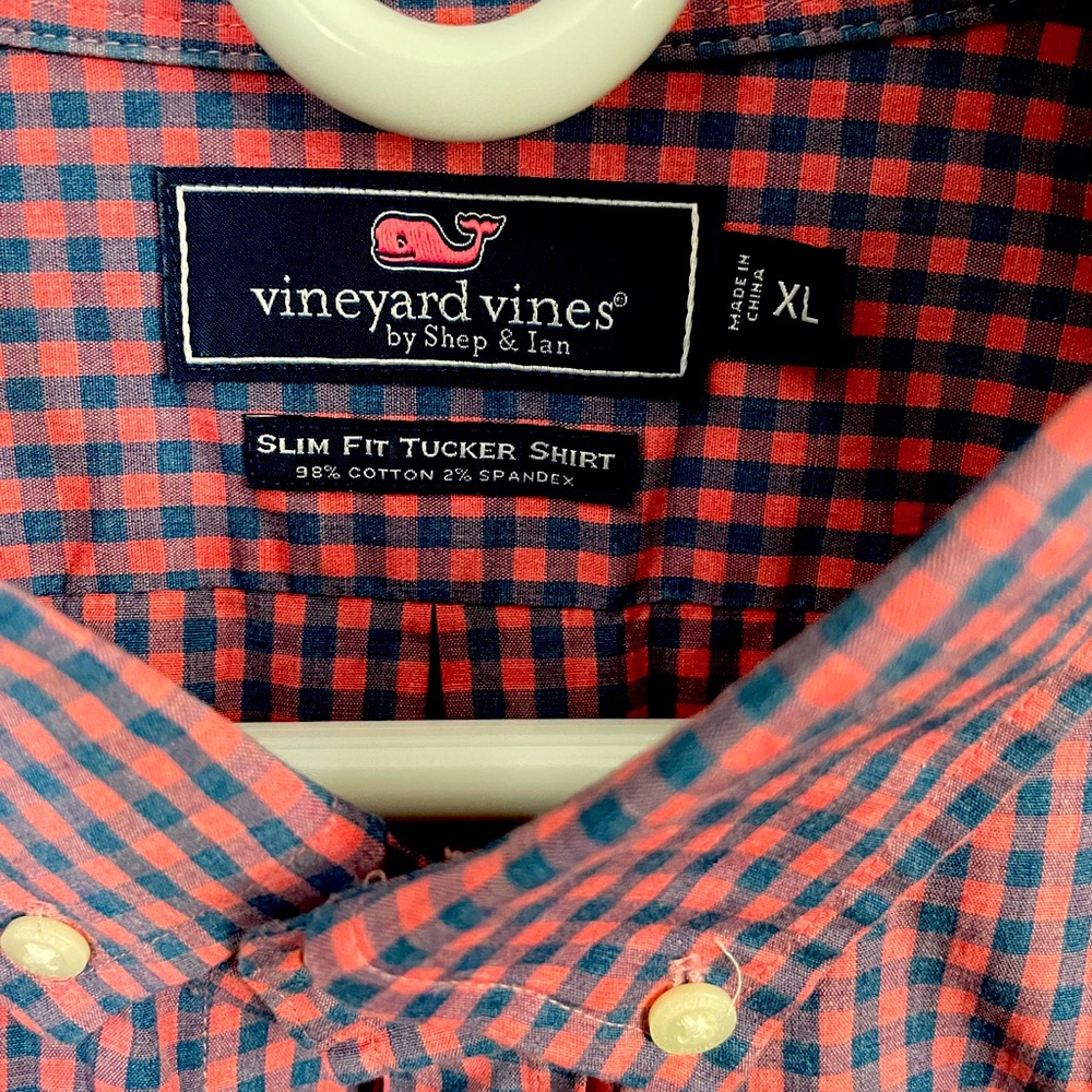 Vineyard Vines men’s button down